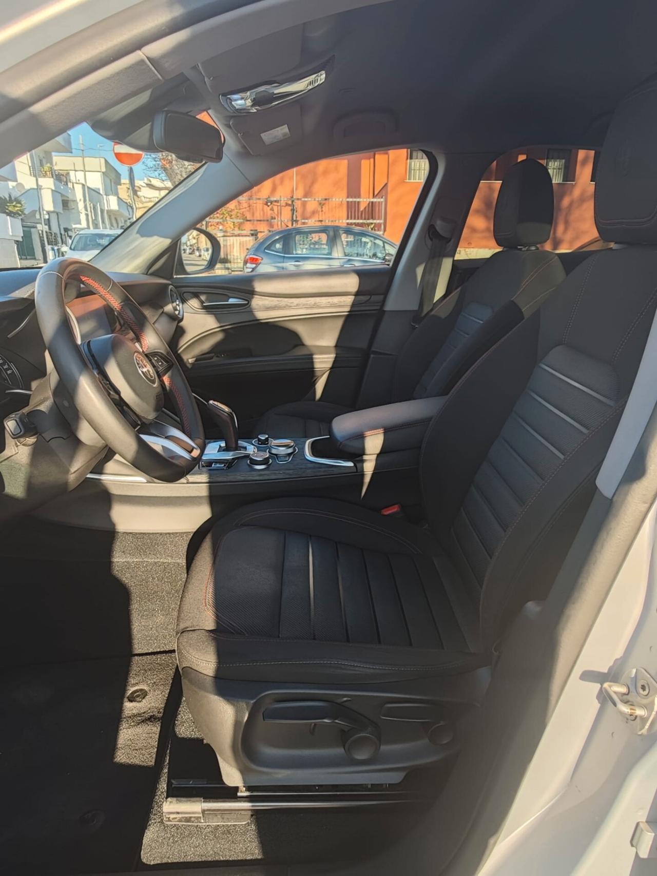 Alfa Romeo Stelvio 2.2 Turbodiesel 160 CV AT8 -PERFETTA-