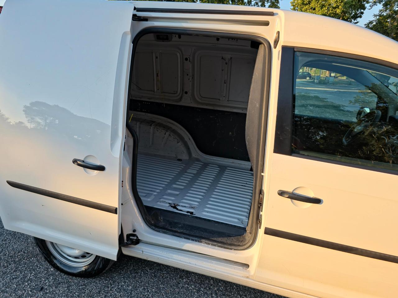 Volkswagen Caddy 2.0 TDI 102 CV Furgone Business E6D Manuale NEO 2020