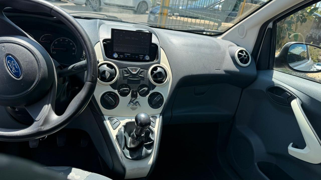 Ford Ka 1.3 TDCi 75CV