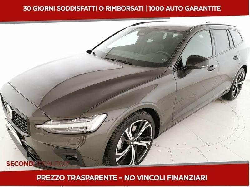 Volvo V60 II 2023 2.0 b4 Plus Dark auto