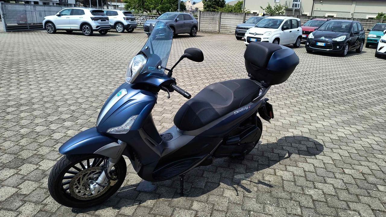 Piaggio Beverly 300 i.e.