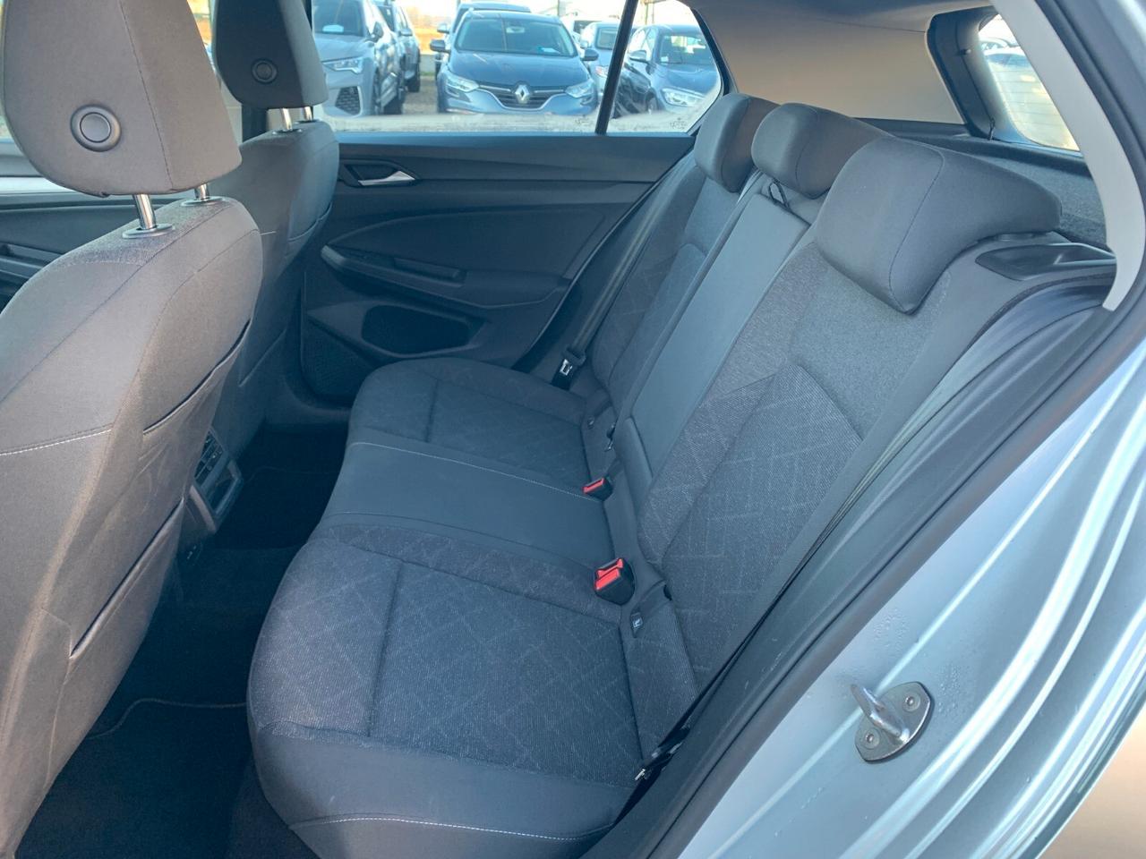 Volkswagen Golf 2.0 TDI DSG SCR Style IVA ESPOSTA