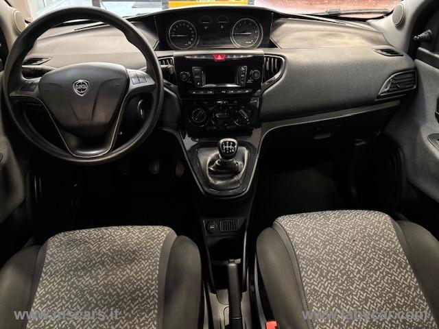 LANCIA Ypsilon 1.0 FireFly 5p.S&S Hybrid Silver