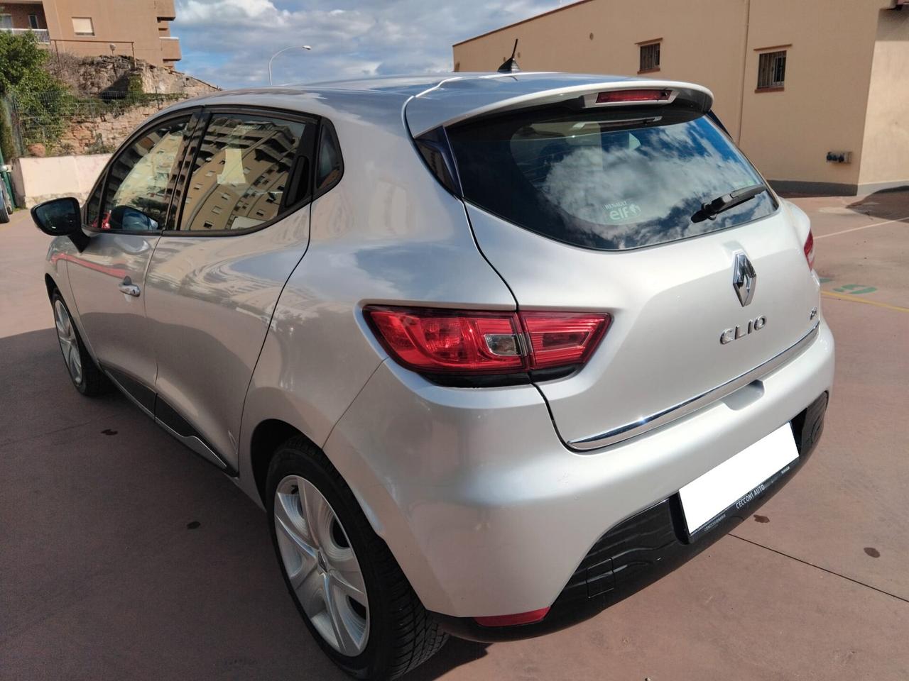 RENAULT CLIO 1.5 DCI 2015 ACCETTO PERMUTA