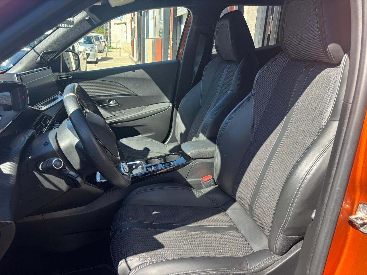 Peugeot 2008 BlueHDi 100 S&S GT Line