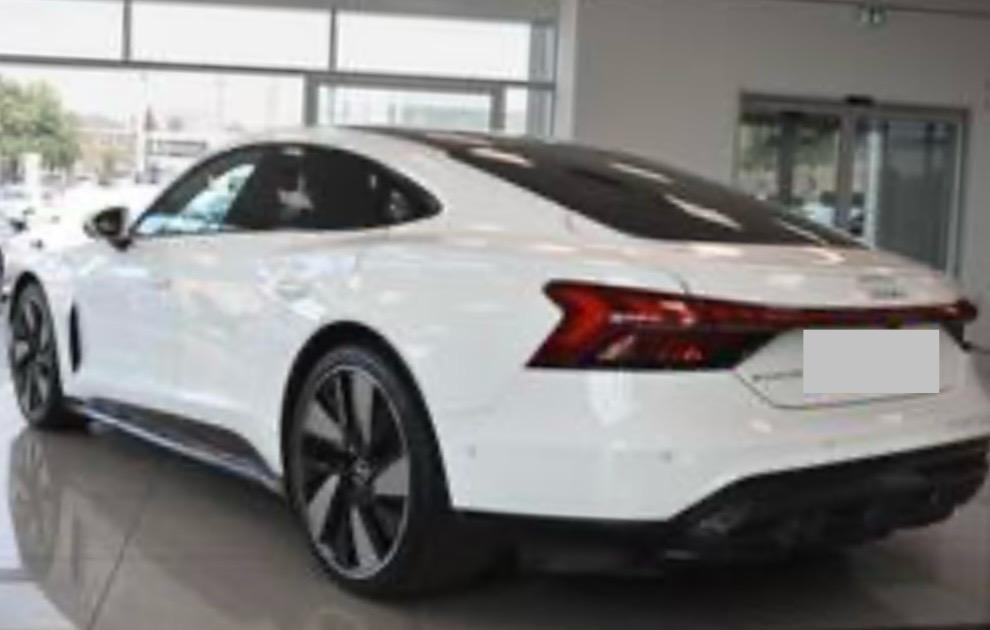 Audi E-tron GT quattro
