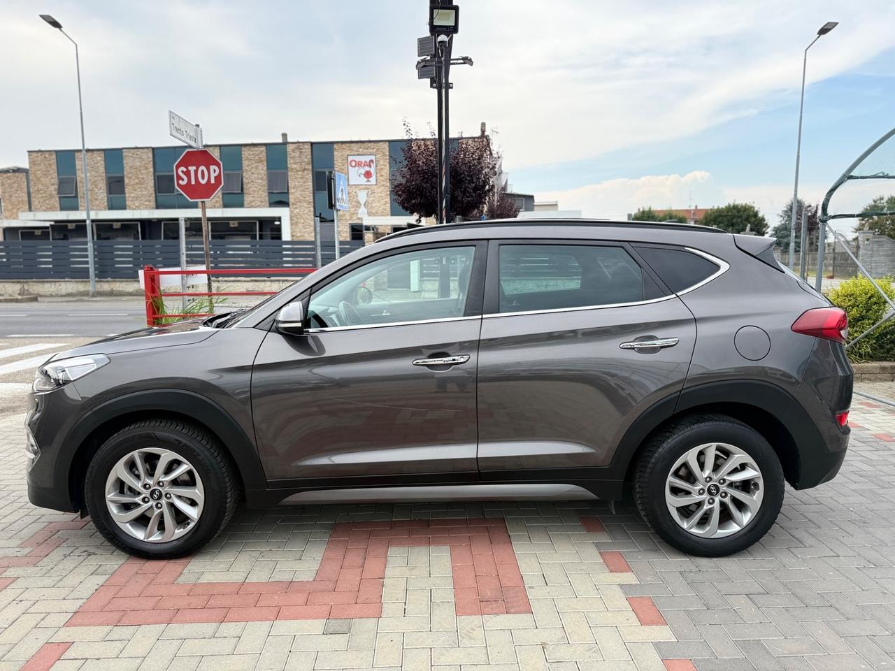 Hyundai Tucson 1.7 CRDi XPossible *TETTO APRIBILE*