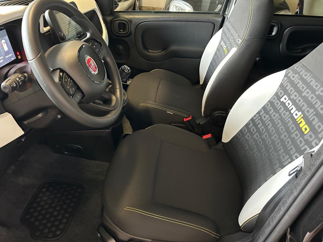 Fiat Panda Cross Hybrid KM ZERO