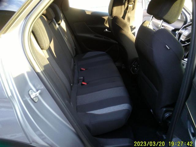 PEUGEOT 3008 BlueHDi 130 S&S Active Business