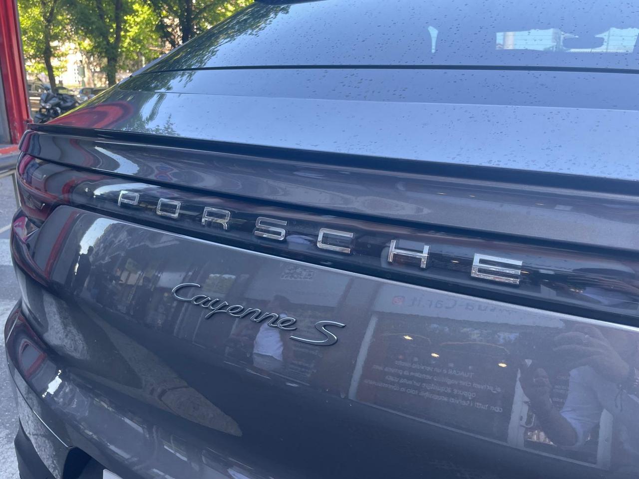 Porsche Cayenne Platinum Edition 3.0 S #6026