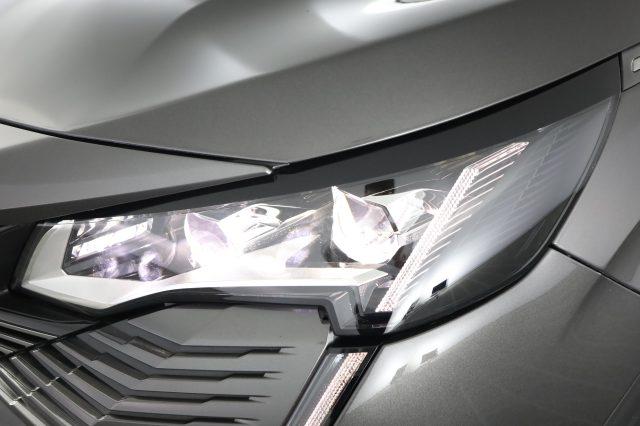 PEUGEOT 5008 5008 BlueHDi 130 S&S EAT8 GT