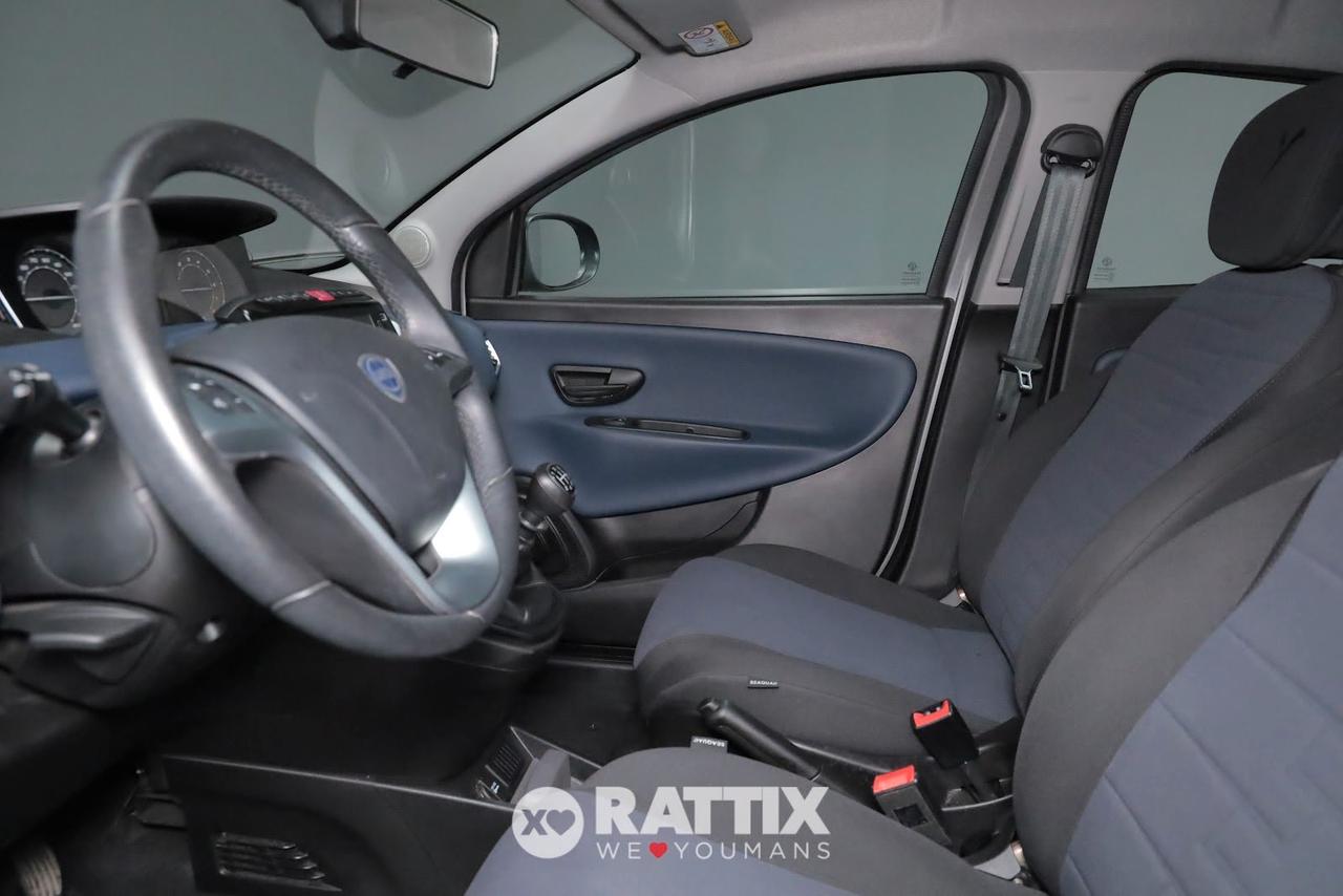 Lancia Ypsilon 1.0 Firefly Hybrid 70CV Platino