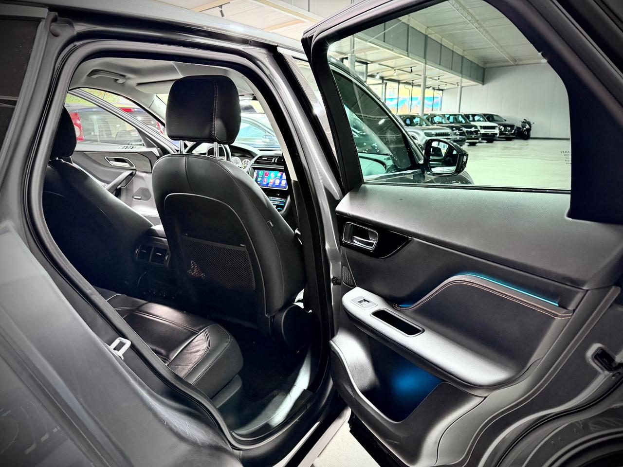 Jaguar F-Pace 3.0d V6 300CV AWD R-Sport