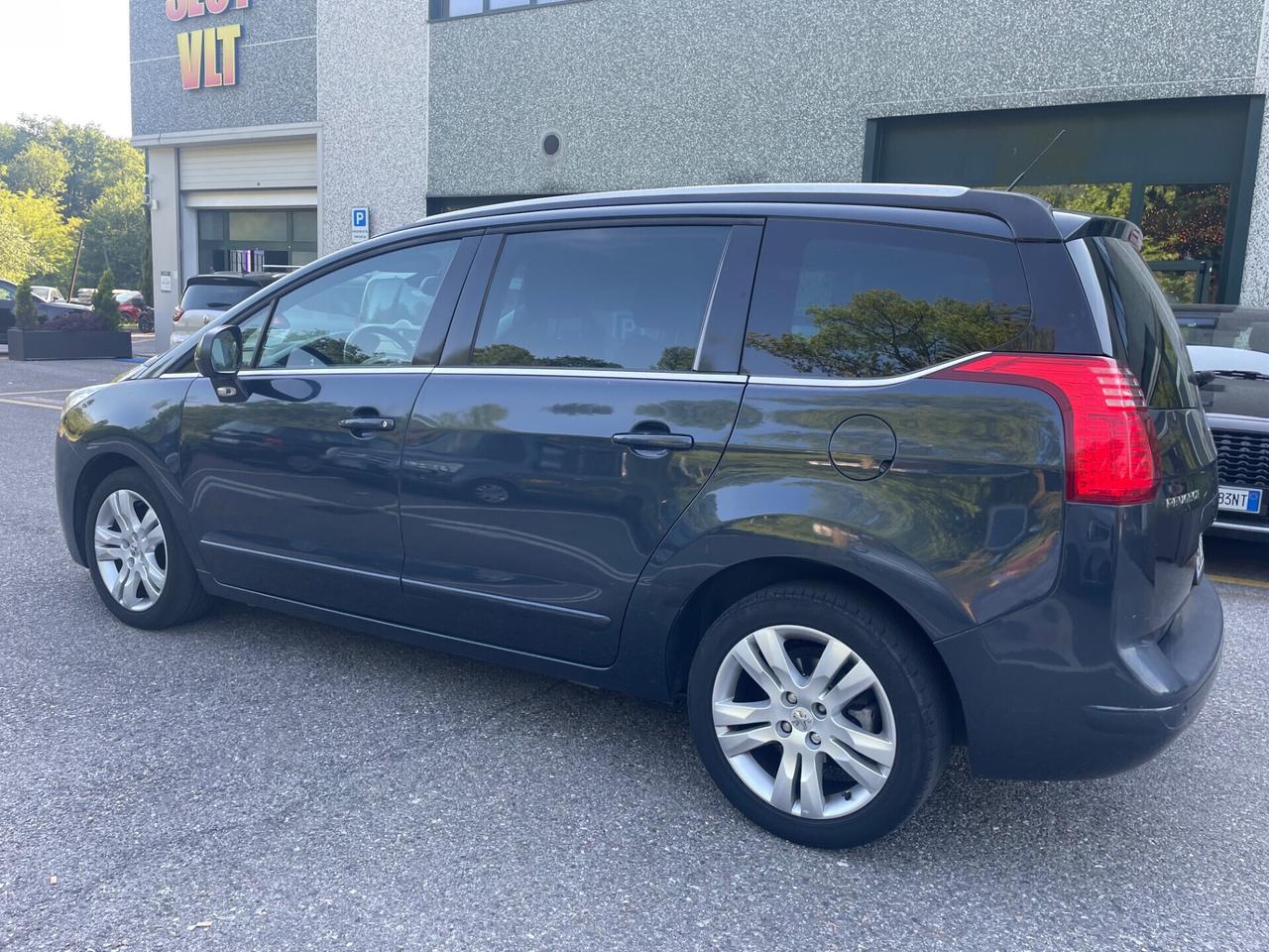 Peugeot 5008 1.6 e-HDi 112CV Stop&Start*Automatik*7 posti*