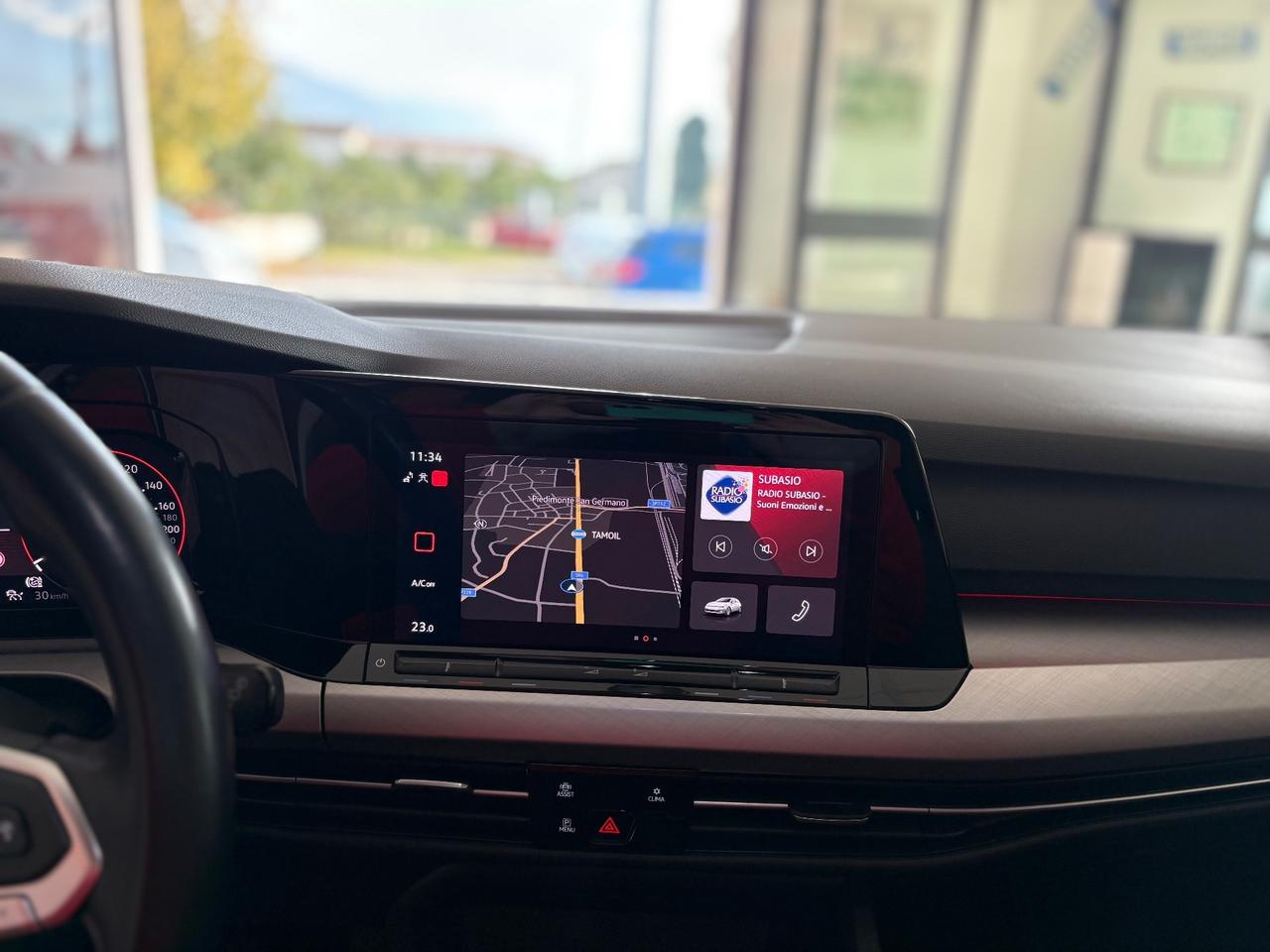 Volkswagen Golf 1.0 110 cv TSI EVO Life permute finanziamenti