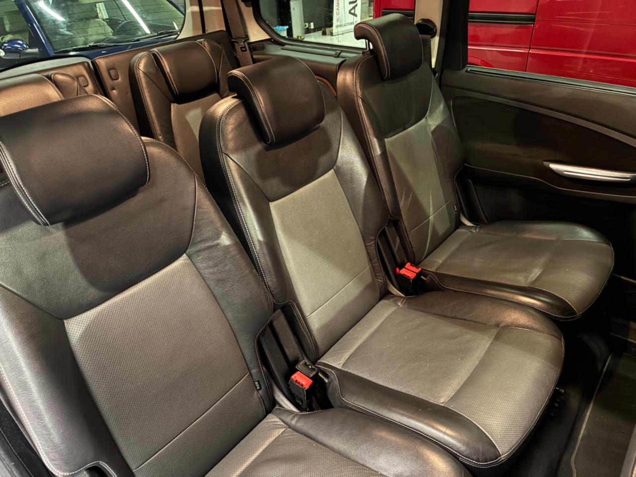 Ford Galaxy 2.0 TDCi 140 CV Titanium