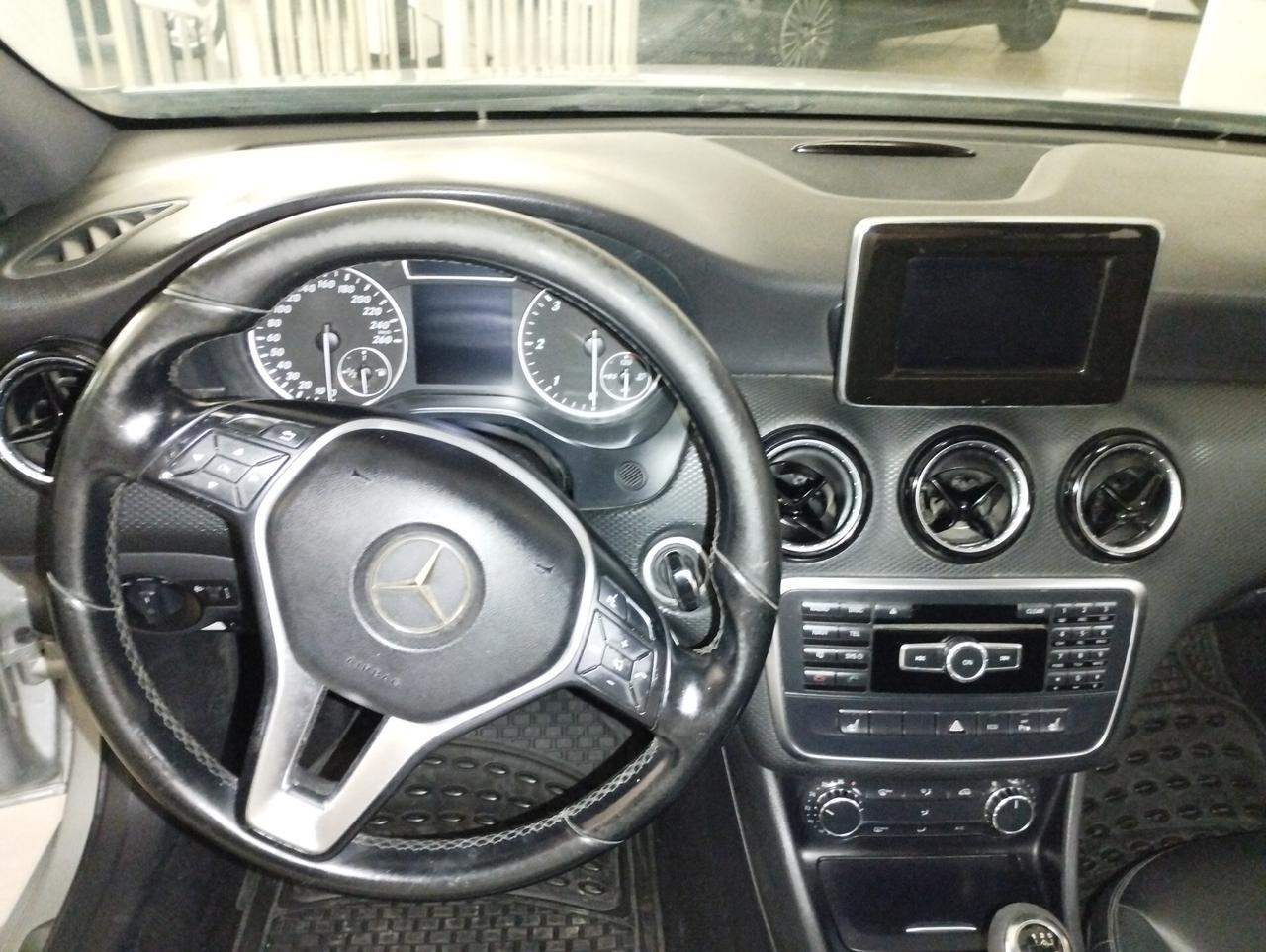 Mercedes-benz A 180 CDI Sport con vetro tetto apribile rotto