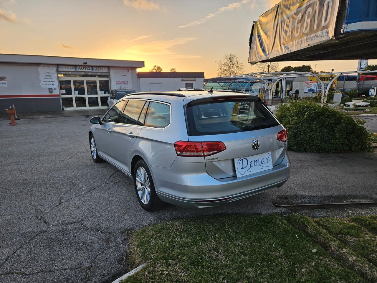 Volkswagen Passat Variant 2.0 TDI DSG Highline BlueMotion Technology