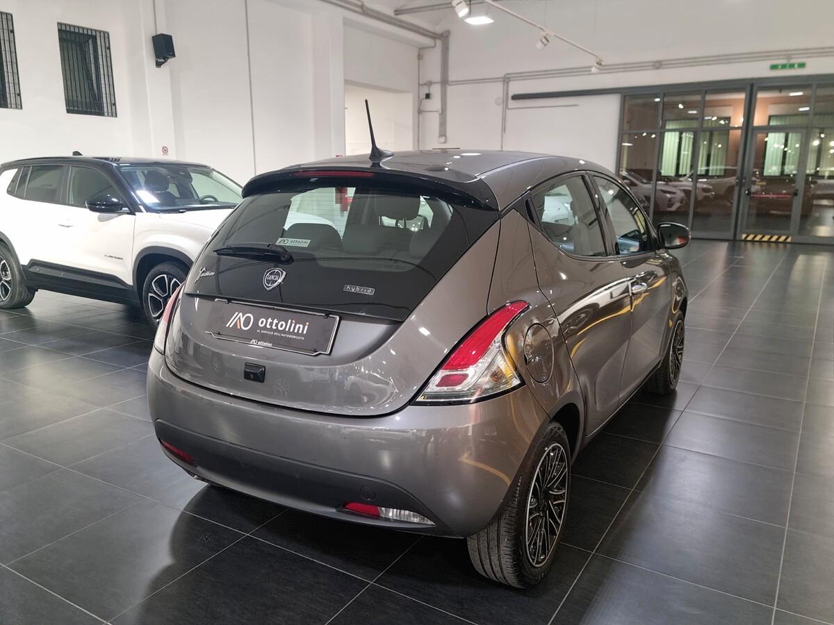 Lancia Ypsilon Gold 1.0 Hybrid 5 porte AZIENDALE
