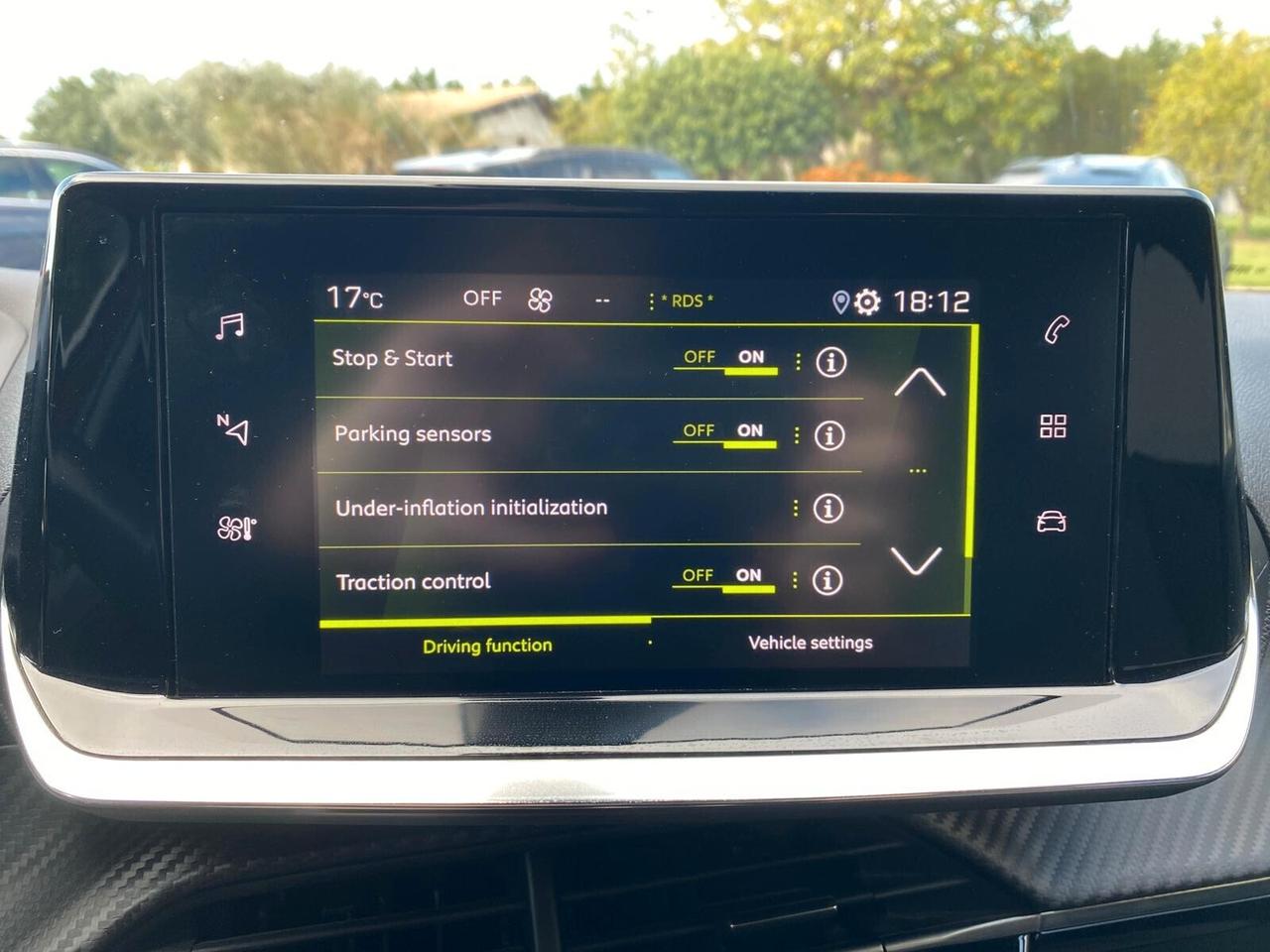 Peugeot 2008 PureTech 100 S&S Allure Pack