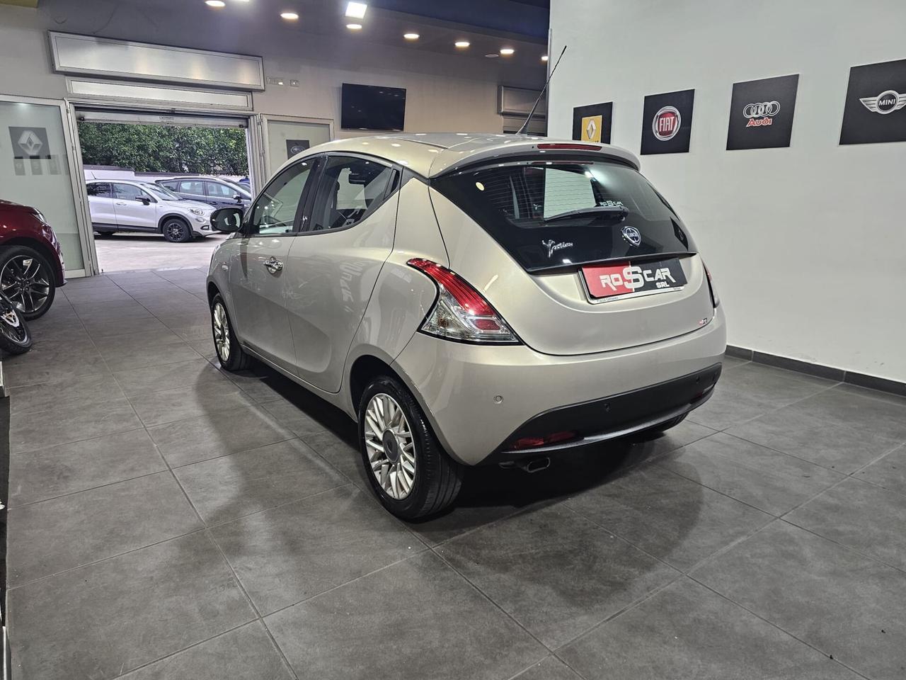 Lancia Ypsilon 1.3 MJT 16V 95 CV 5 porte Gold