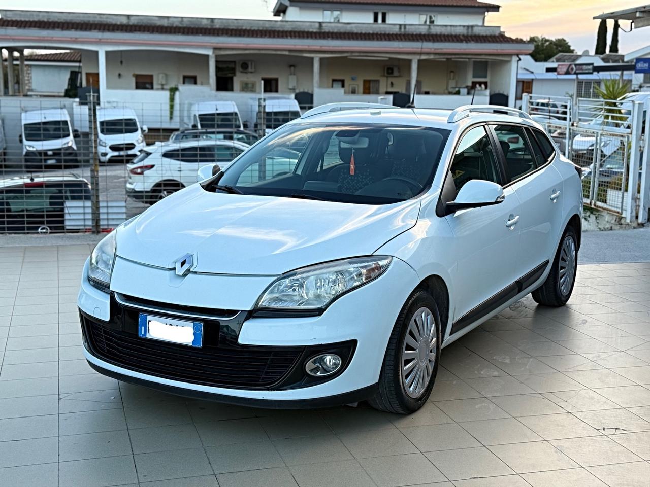 Renault Megane Mégane 1.5 dCi 110CV EDC SporTour Wave Garanzia 12 Mesi