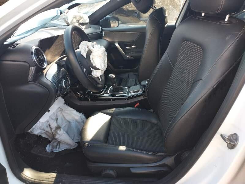 Mercedes-benz A 160 d Premium
