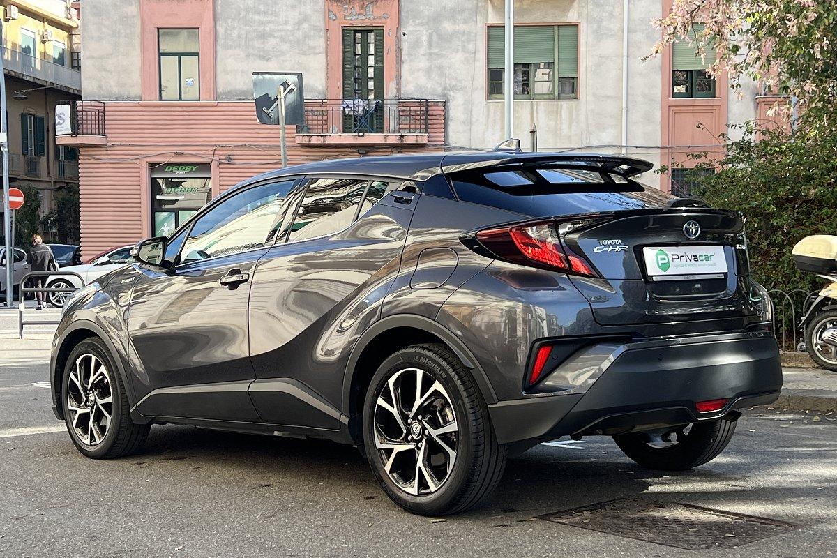 TOYOTA C-HR 1.8 Hybrid E-CVT Trend