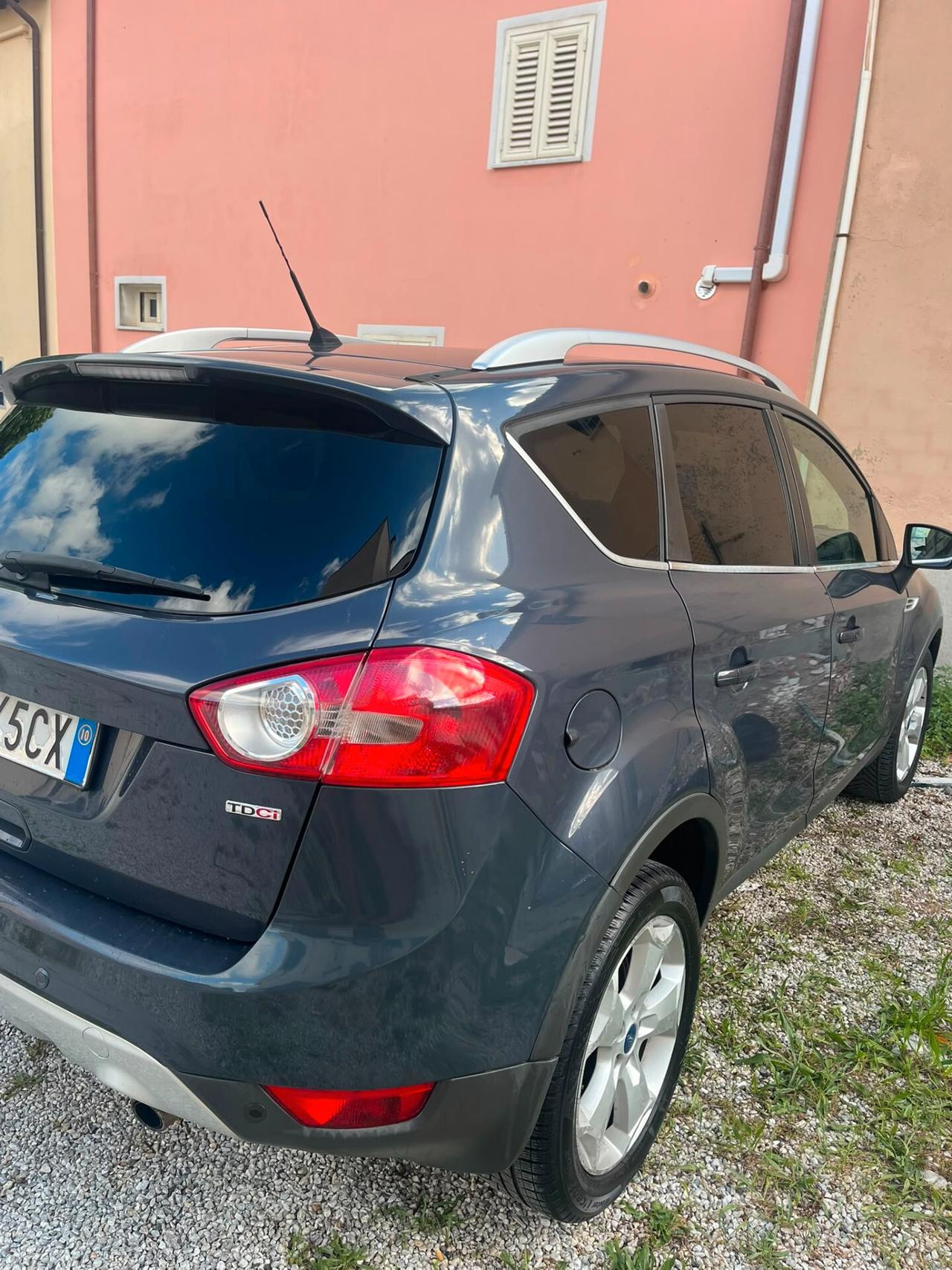 Ford Kuga 2.0 TDCi 140 CV 2WD Titanium DPF