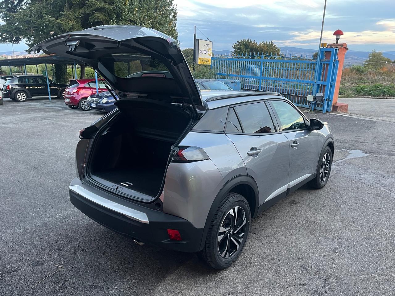 Peugeot 2008 BlueHDi 110 Allure -solo Km 40500-