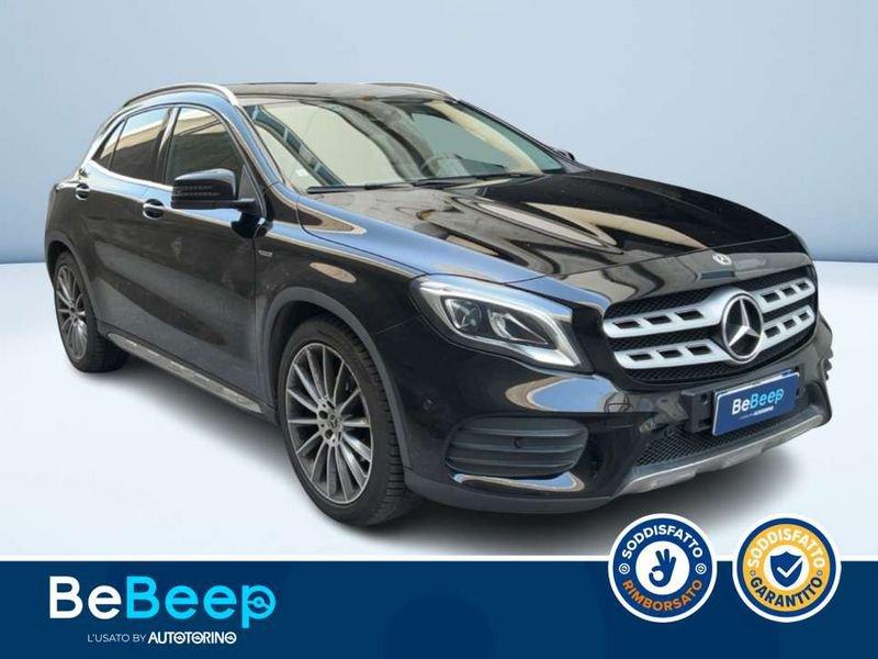 Mercedes-Benz GLA 180 PREMIUM AUTO