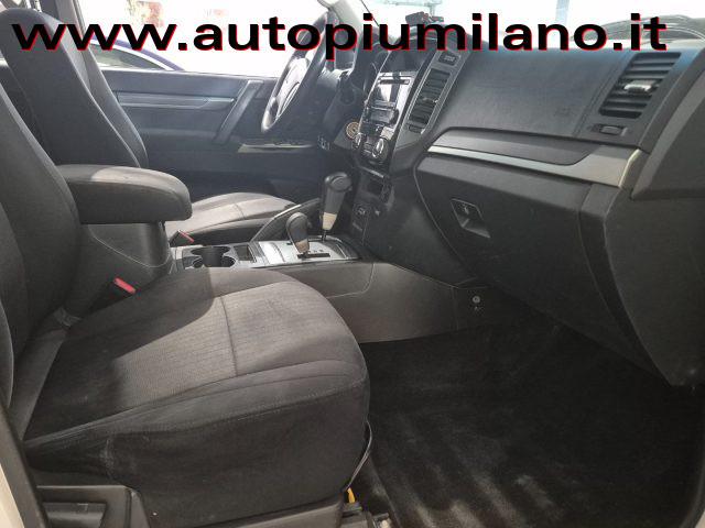 MITSUBISHI Pajero 3.2 DI-D 16V aut. 5p. Intense DPF