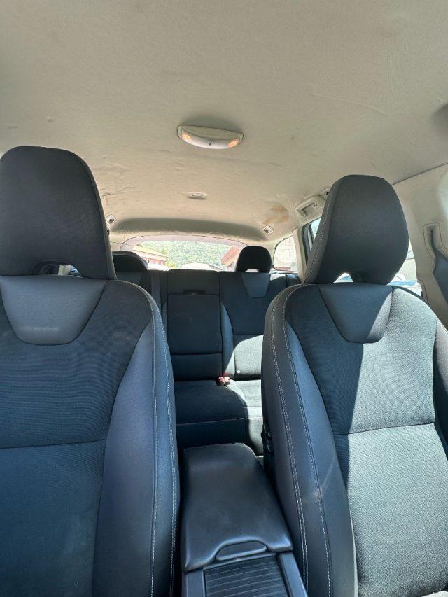 VOLVO XC60 2.4 D 163 CV AWD Geartronic Momentum