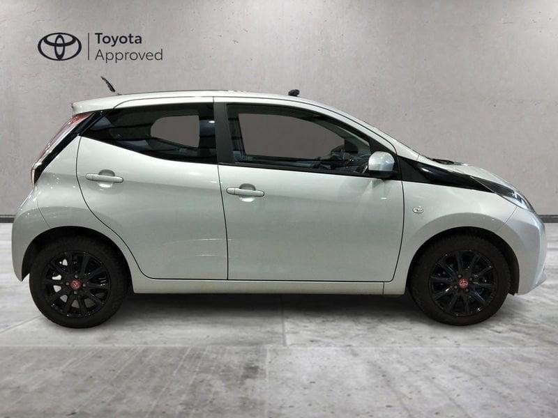 Toyota Aygo 1.0 VVT-i x-play