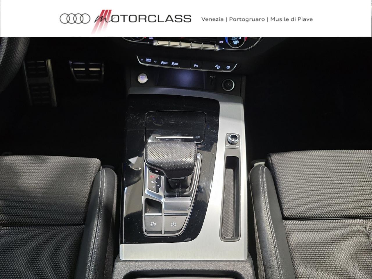 Audi Q5 sportback 40 2.0 tdi mhev 12v identity black quattro s tronic