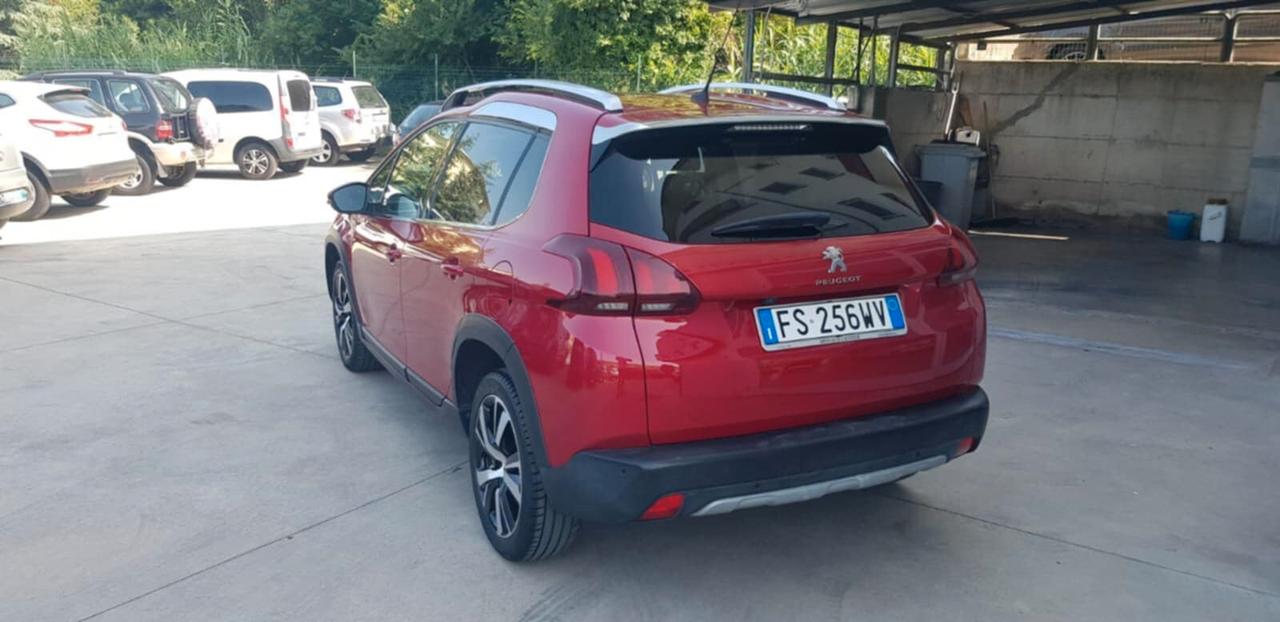 Peugeot 2008 1.5 HDi 100 CV Allure
