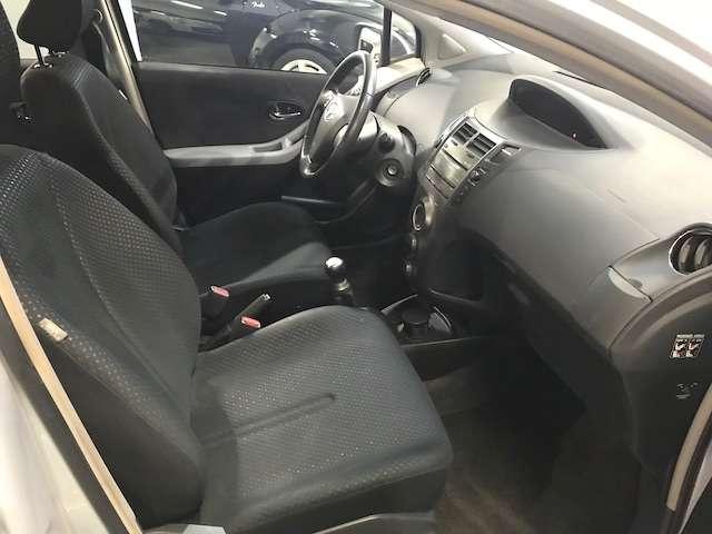 Toyota Yaris Yaris 5p 1.0 Sol / POCHI KM / BEN TENUTA