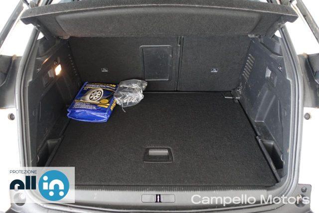 PEUGEOT 3008 3008 PureTech Turbo 130 S&S Allure