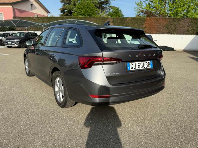 SKODA Octavia 2.0 TDI EVO SCR Wagon Executive