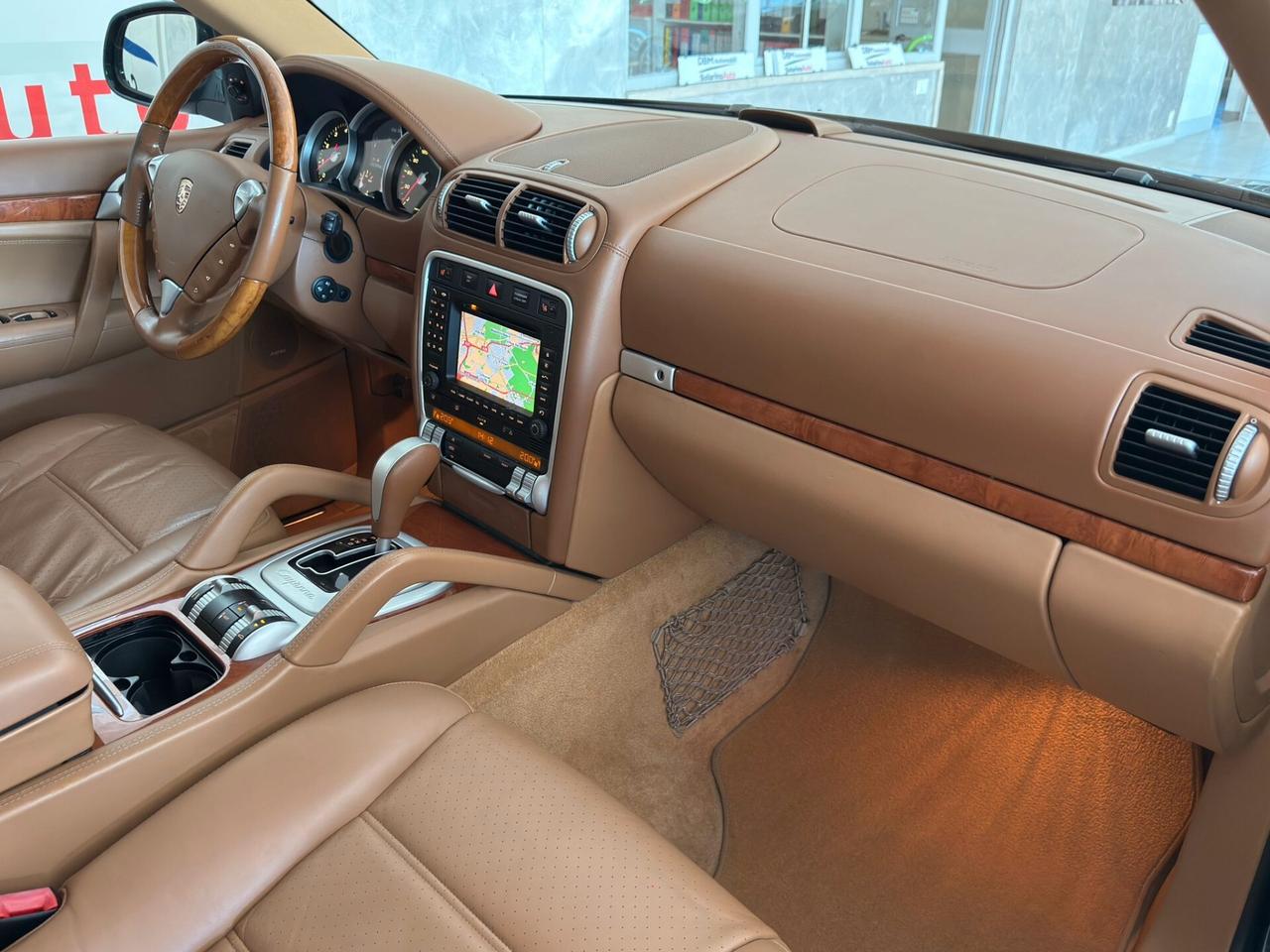Porsche Cayenne 4.5 cat Turbo