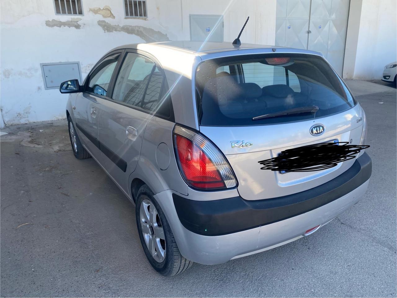 Kia Rio 1.5 16V CRDi 5p. LX Easy