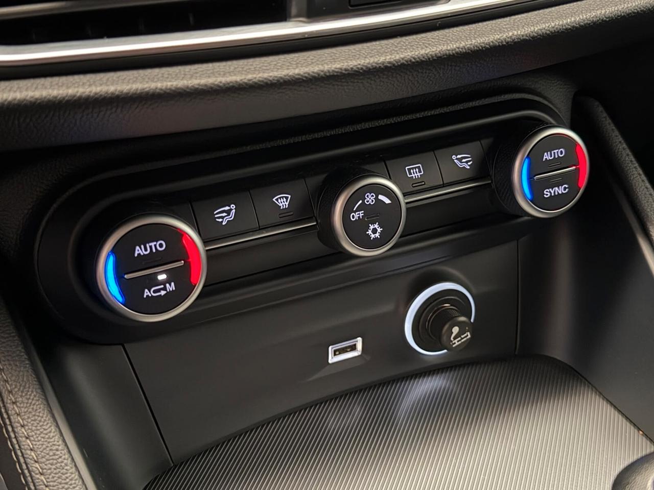 Alfa Romeo Stelvio 2.2 Turbodiesel 180 CV AT8 RWD Executive
