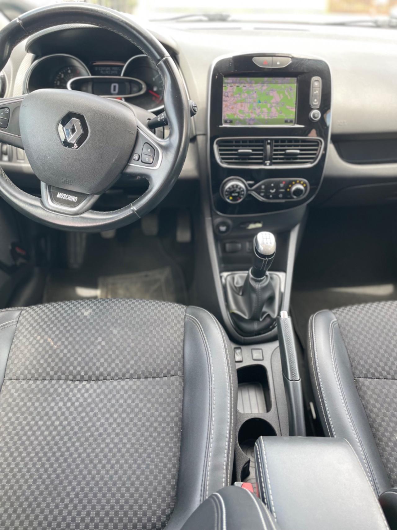 Renault Clio dCi 8V 90 CV 5 porte Moschino Intens