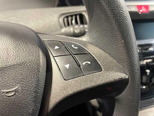 Lancia Ypsilon 1.0 FireFly Hybrid 70CV Ecochic Silver (MHEV) - NEOPATENTATI