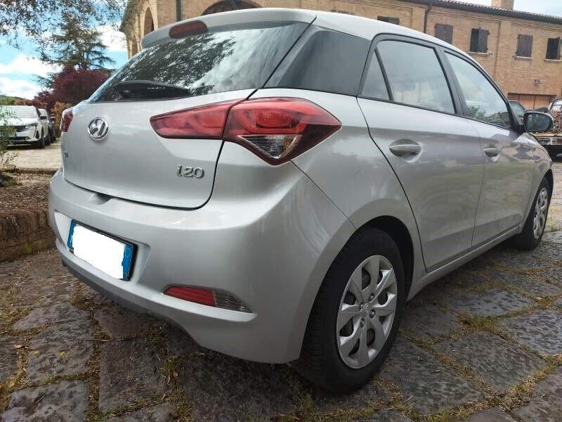 Hyundai i20 1.2 84 CV 5 porte Comfort