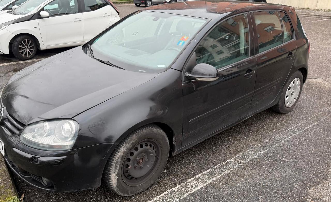 Volkswagen Golf 1.6 16V FSI 5p. Comfortline