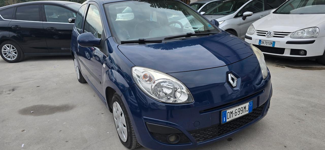 Renault Twingo 1.2 8V. Benzina economica