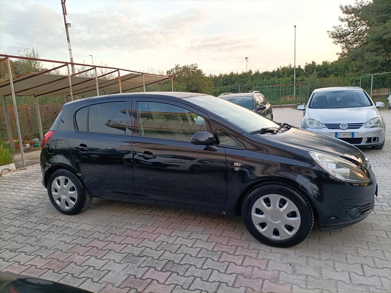 Opel Corsa 1.2 5 porte Club