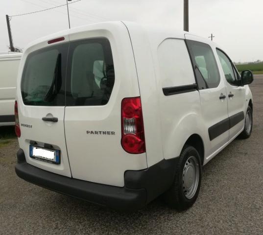 PEUGEOT PARTNER AUTOCARRO 5POSTI