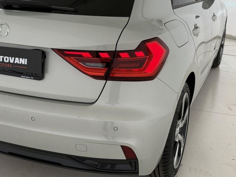 Audi A1 Sportback 30 TFSI S Identity Black